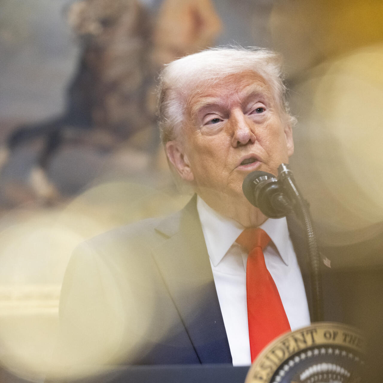 Trump déclare que les États-Unis ne déploieront jamais de forces militaires en Ukraine, alors que la France et l’Allemagne envisagent d’envoyer leurs soldats