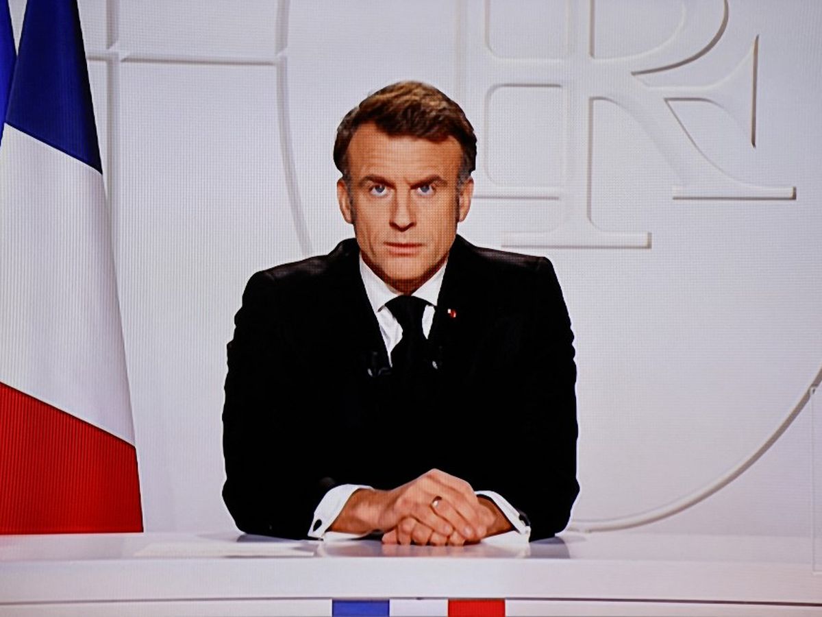 Macron Face à la Crise Russe : Une Politique Controversée et des Décisions Critiquées